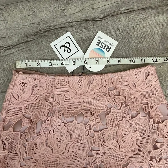 Ampersand Avenue XS Ultimate Floral Lace Pencil Skirt‎ Fitted Hidden Zipper - Picture 2 of 10